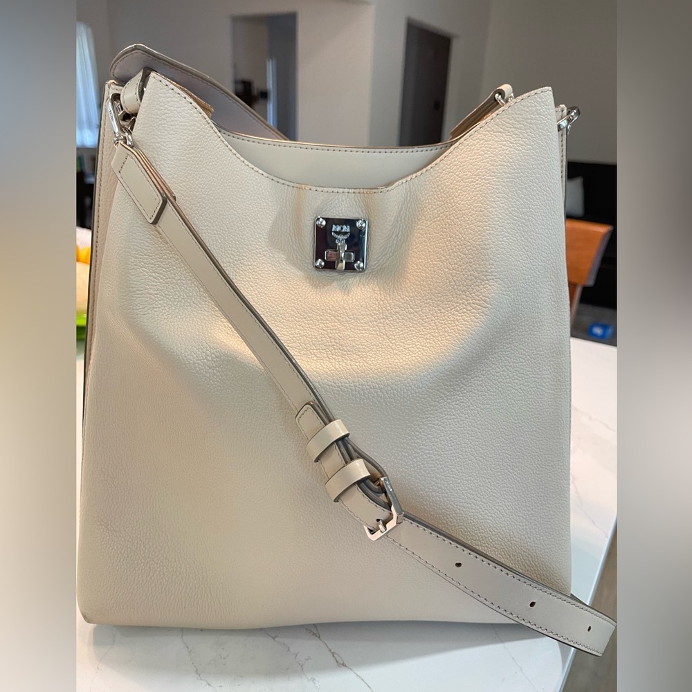 MCM Milla Leather Hobo Bag Purse Handbag women'a Cream Italian